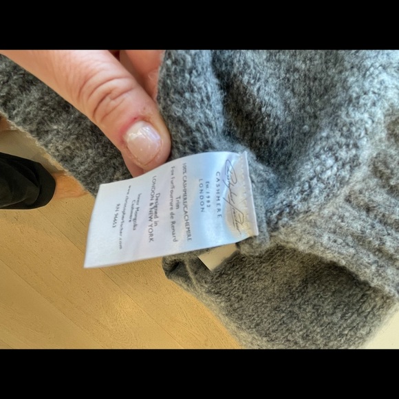 Beautiful cashmere sweater in excellent condition - Picture 2 of 3